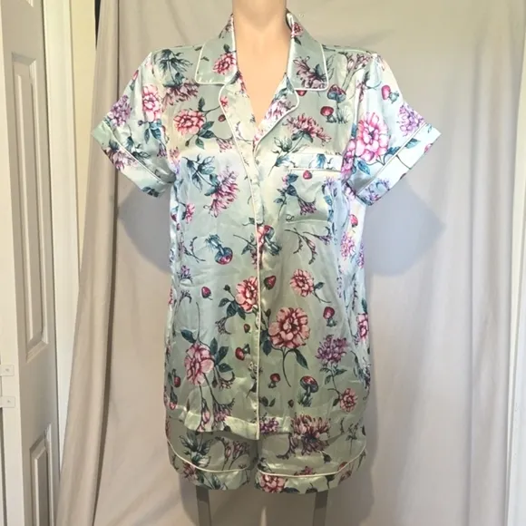 Satin floral pajama shorty set, NEW