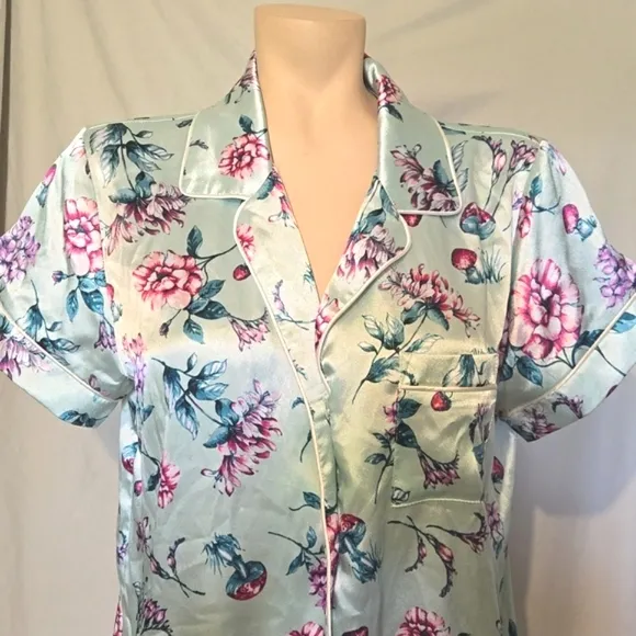 Satin floral pajama shorty set, NEW