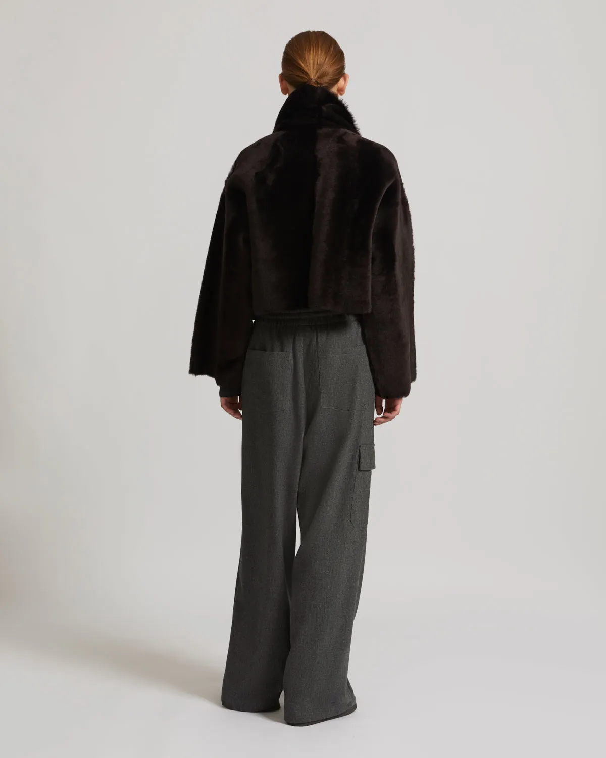 Short jacket in shearling
