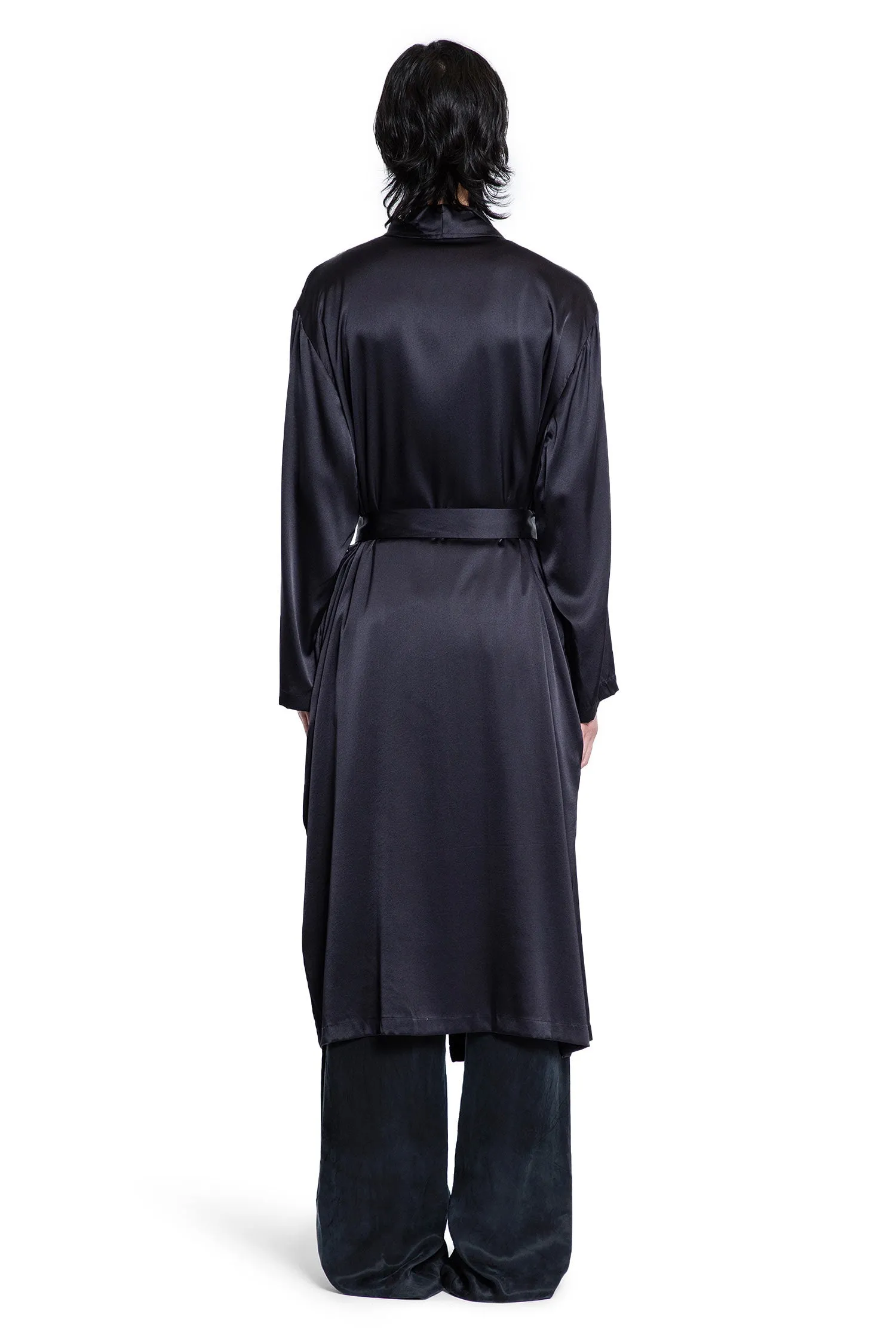 Silk Lounge Robe in Black