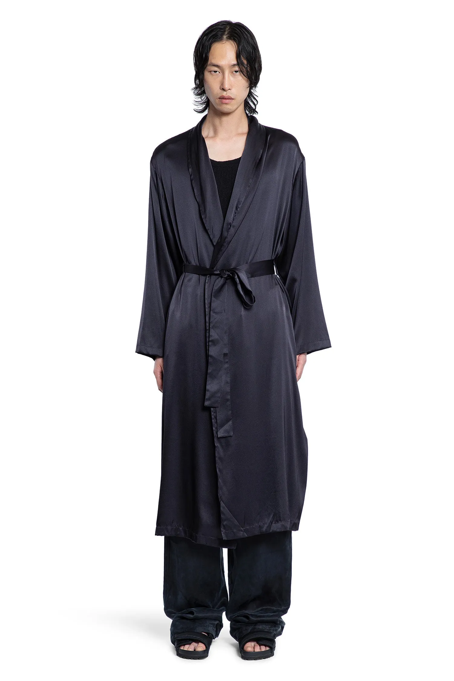 Silk Lounge Robe in Black