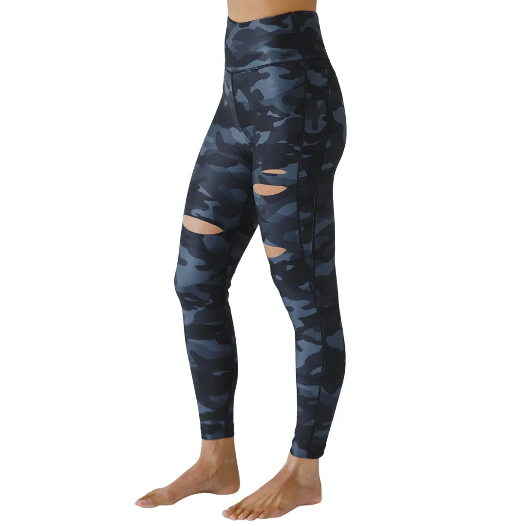 Slashed 7/8 Yoga Legging (Silver Camo)