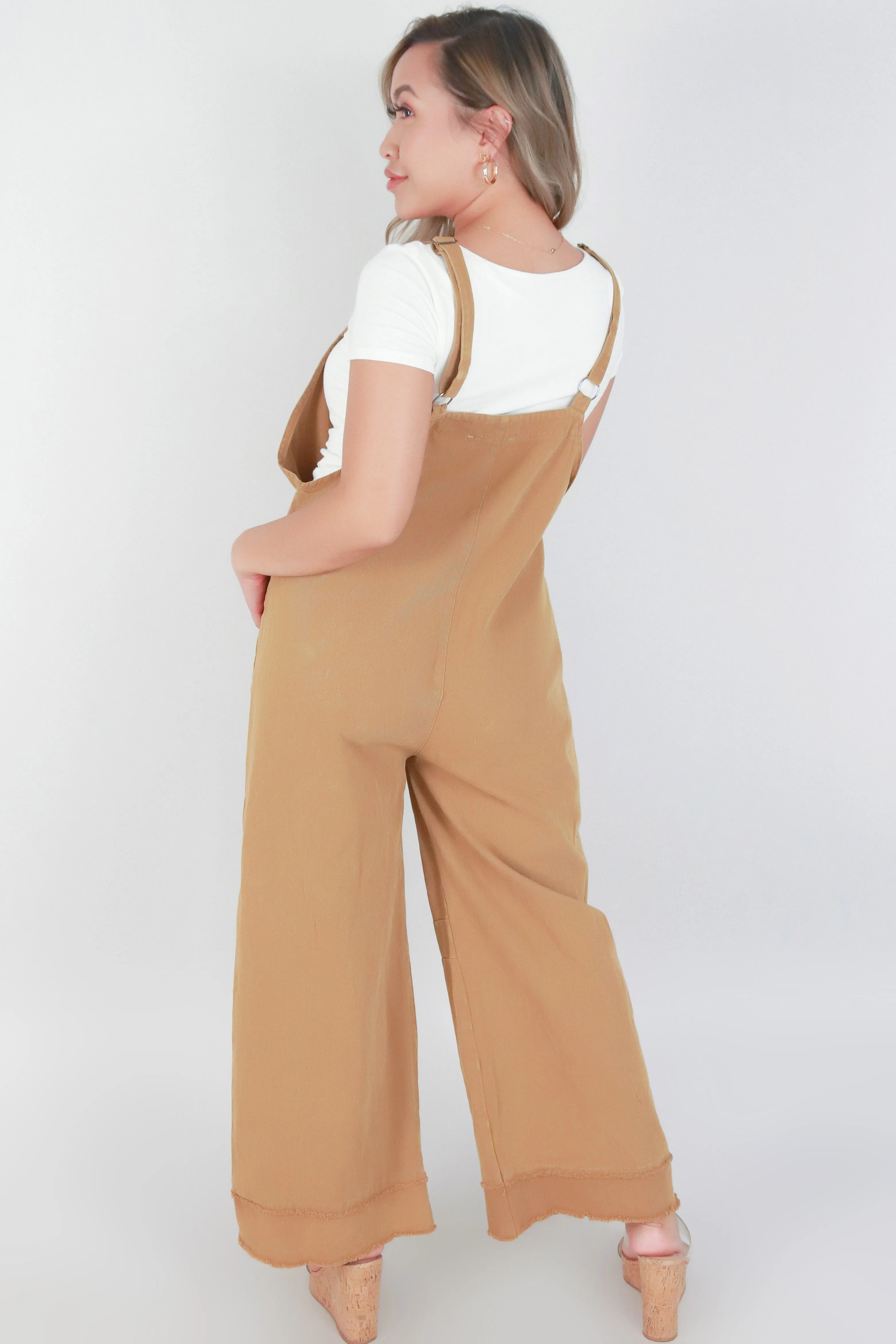 SLEEVELESS DENIM OVERALLS