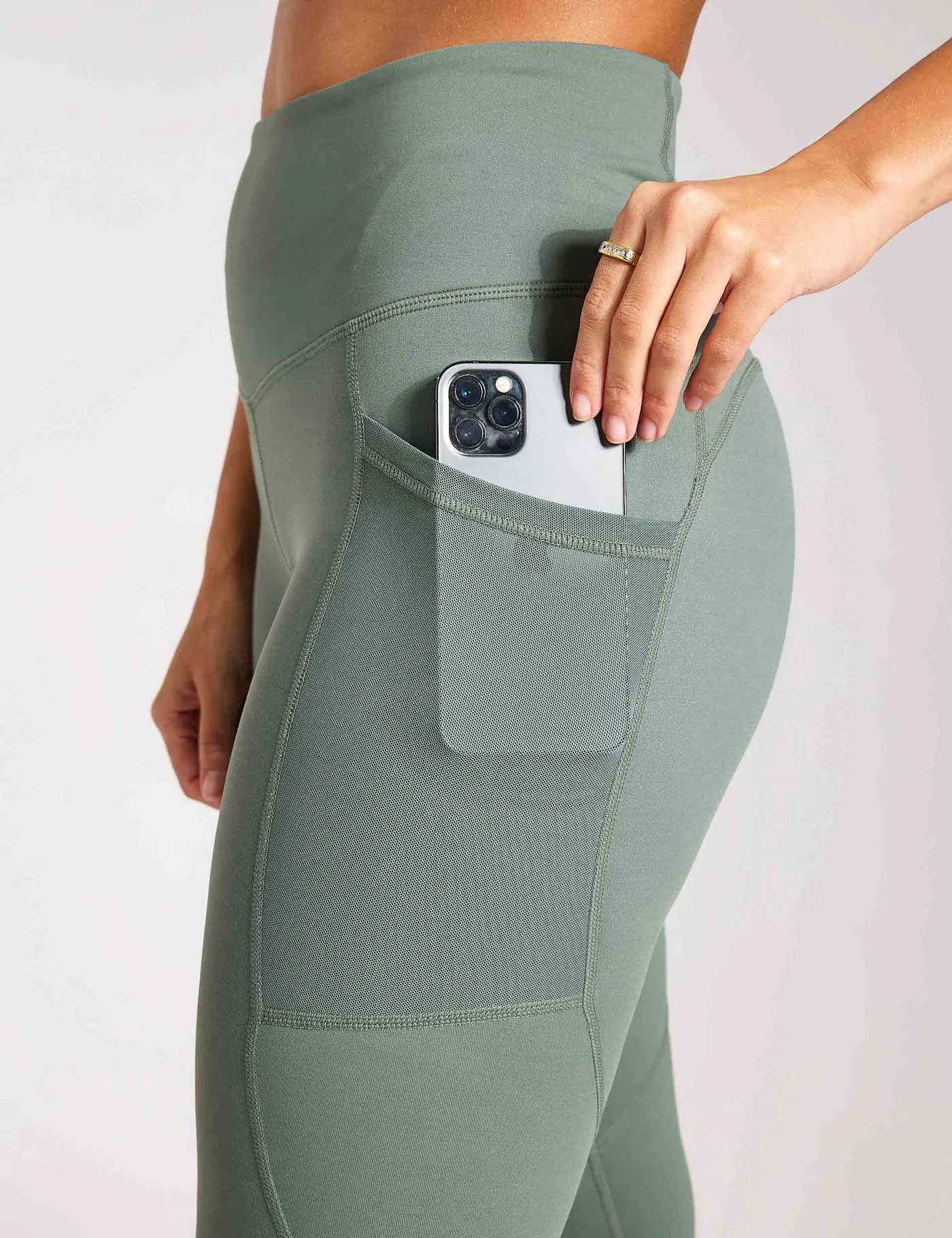 Super-Core Legging - Army Green