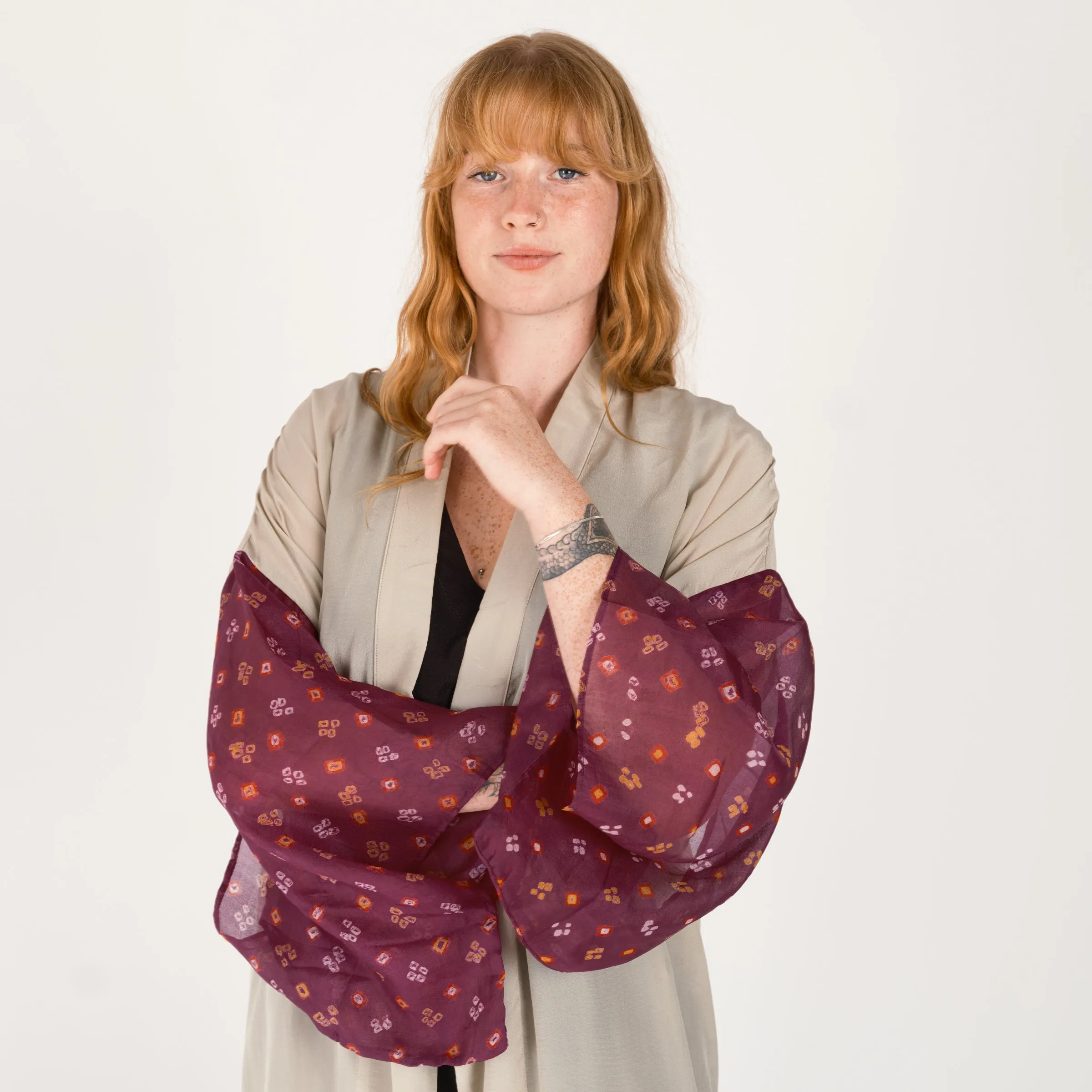 THE LONG SILK BANDAHNI KIMONO Oyster and Purple