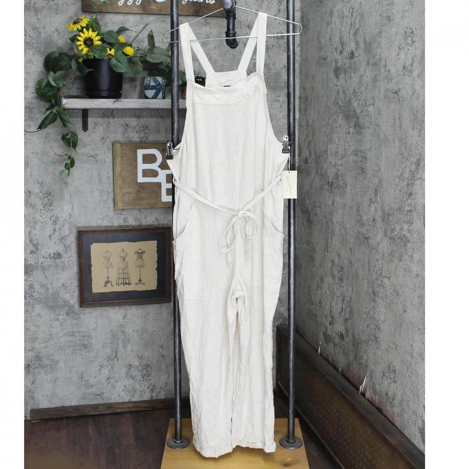 Universal Thread Women's Belted Overalls 566301 Cream Ivory M