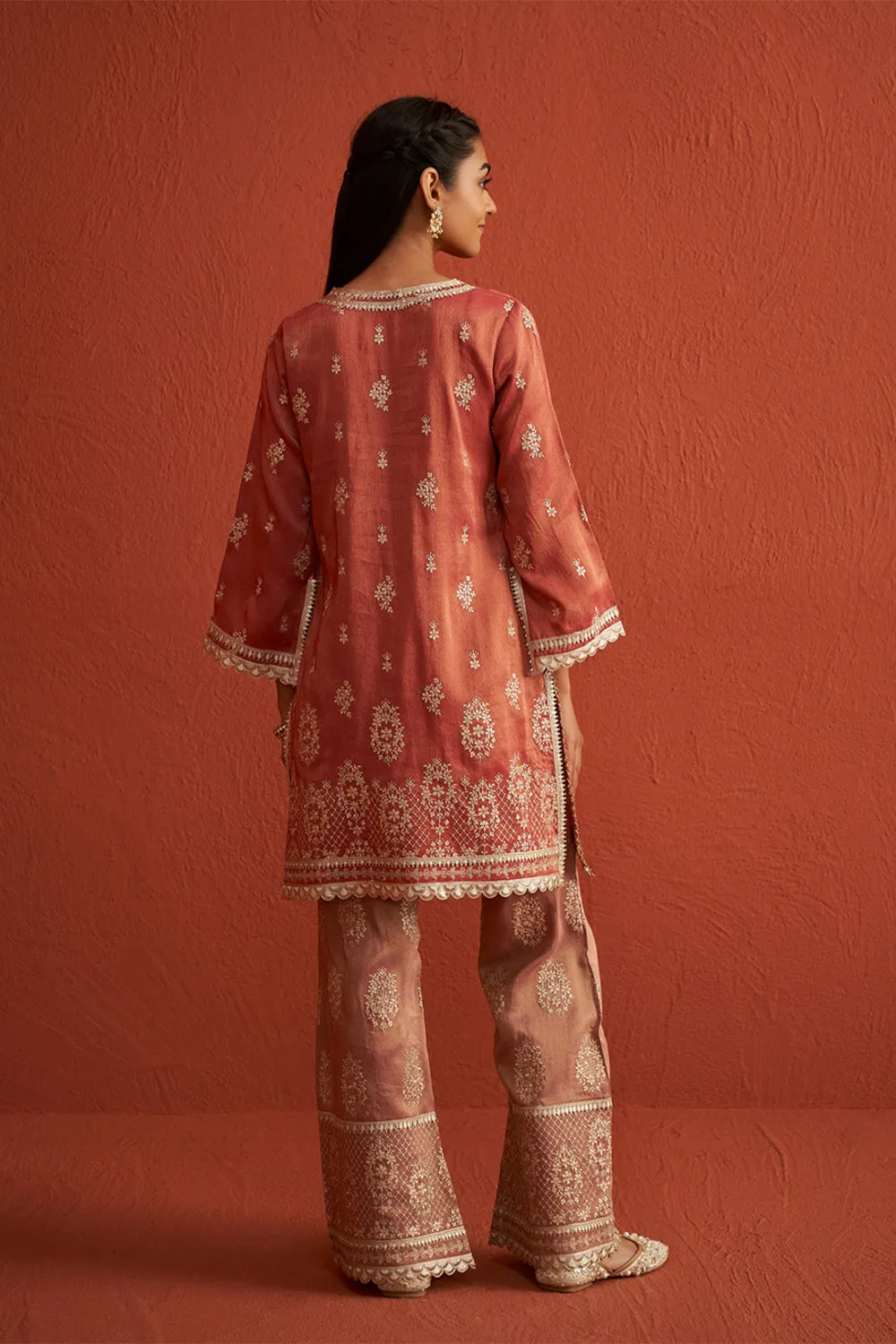Vaari Set