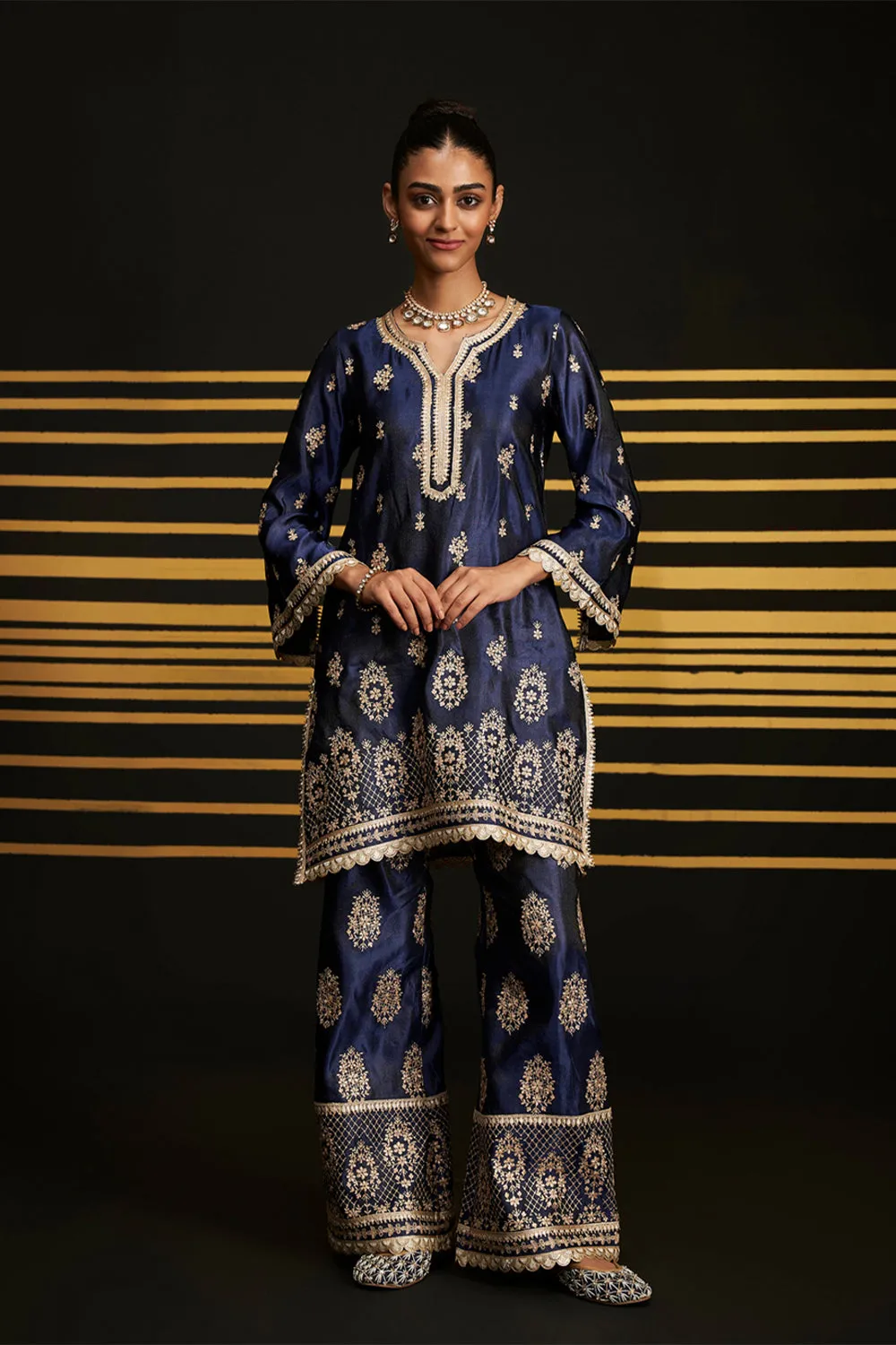 Vaari Set
