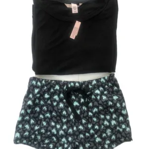 Victorias Secret 2pc Pajamas Set Meduim hearts