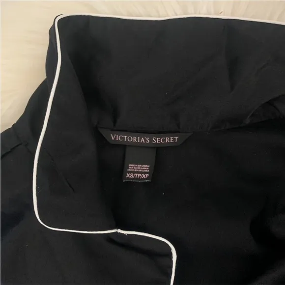 Victoria’s Secret Black Polyester Satin 2-Piece Pajama Set Black White XS
