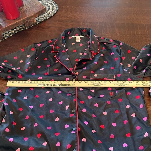 Victoria’s Secret Satin heart pajamas top and bottom set size Medium.