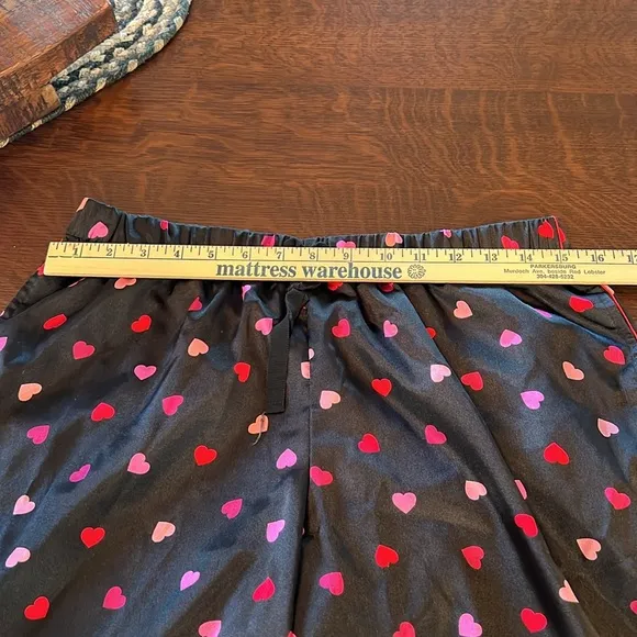 Victoria’s Secret Satin heart pajamas top and bottom set size Medium.