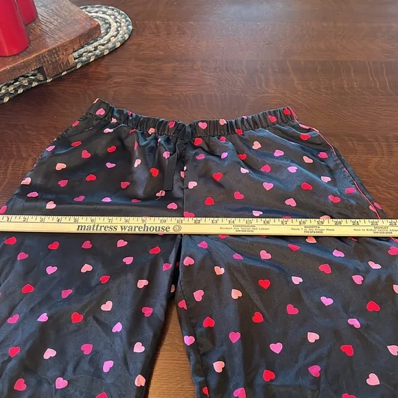 Victoria’s Secret Satin heart pajamas top and bottom set size Medium.