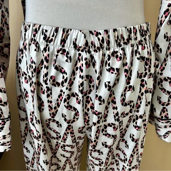 Victoria's Secret VS Logo Satin Pajamas Button Front Leopard Print White Pink M