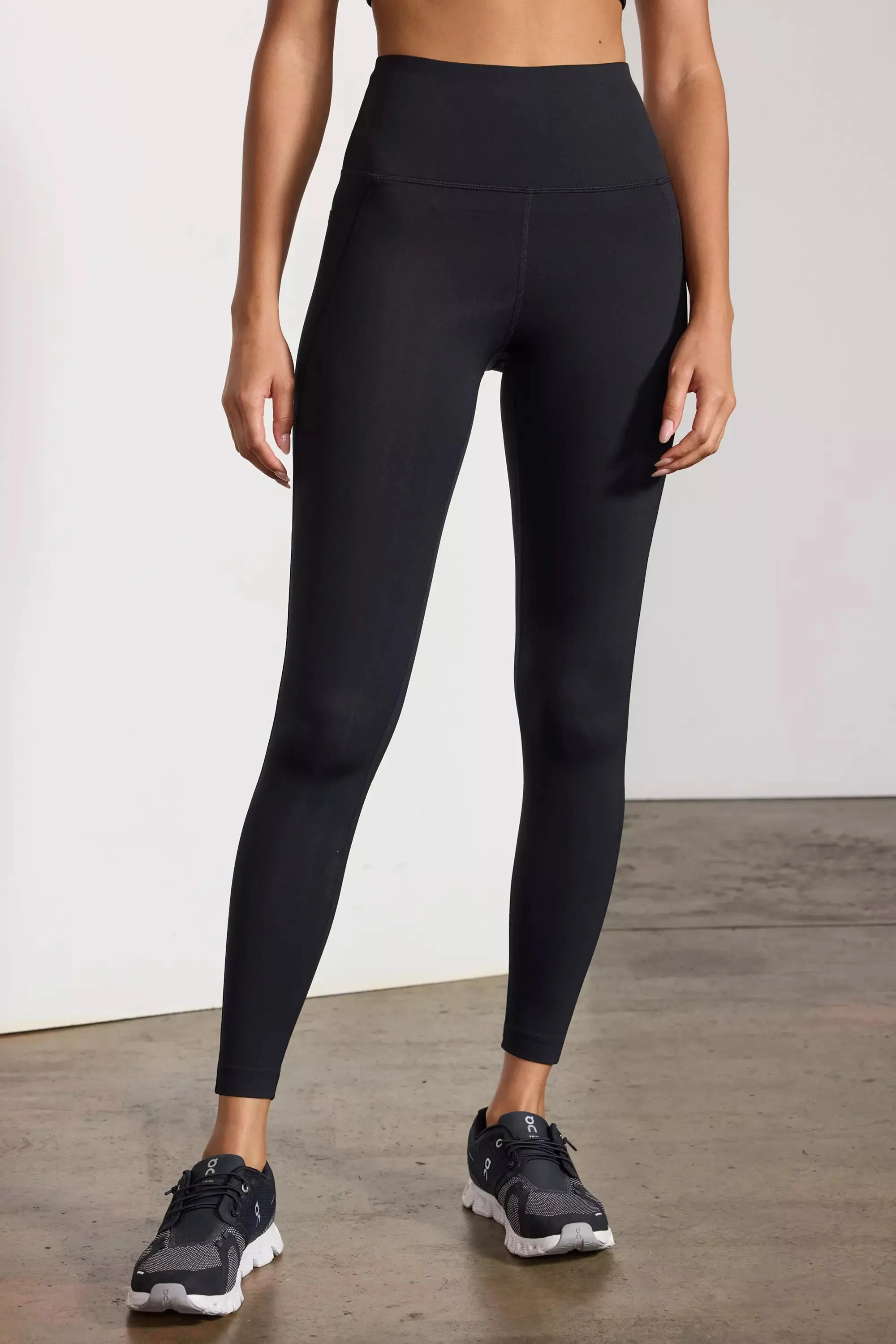 Vital Side Pocket Legging - Black