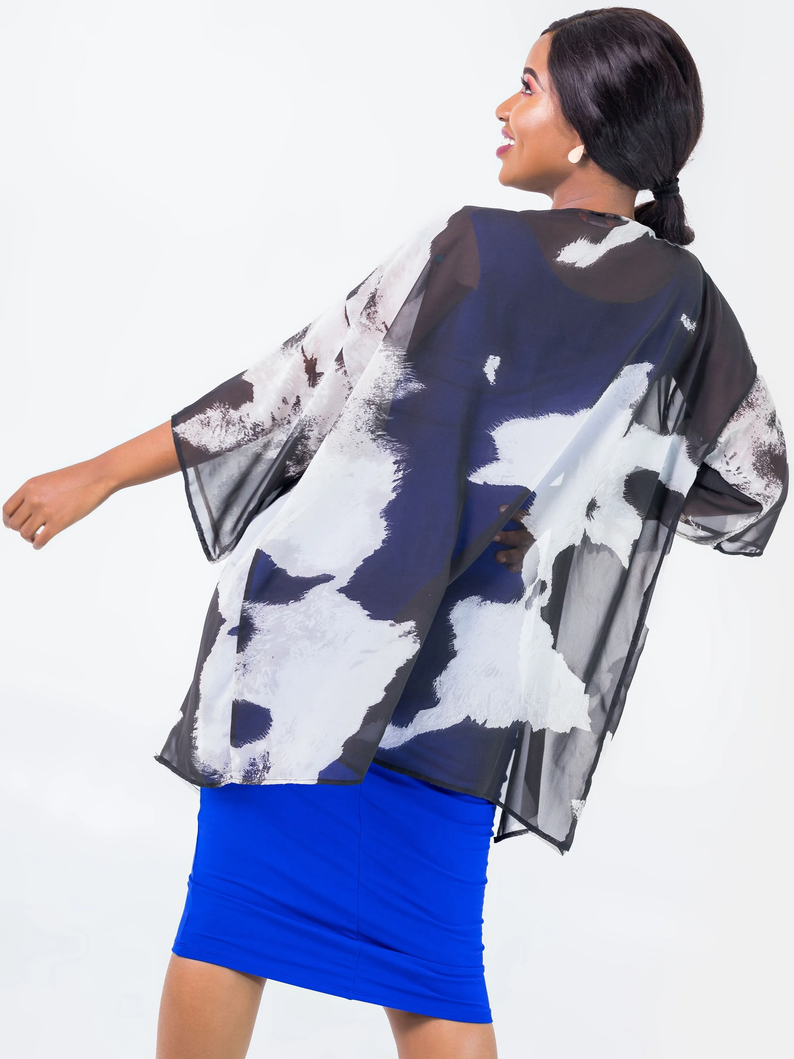 Vivo Tiwi Short Kimono - Black Print