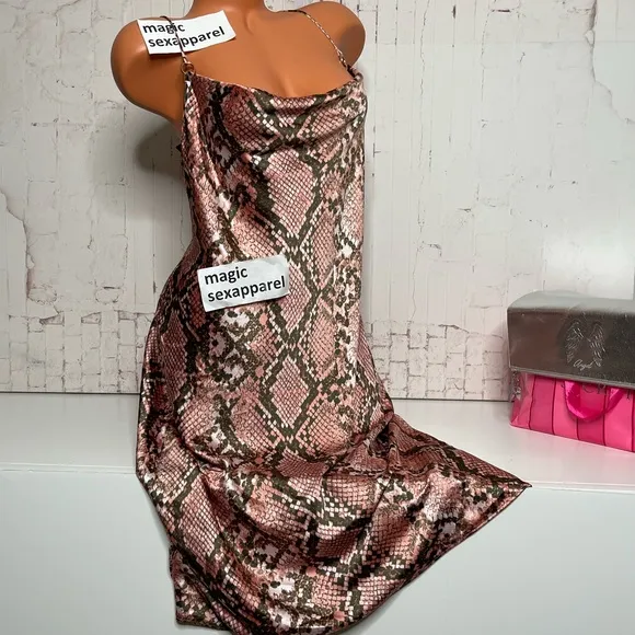 VS M L SATIN SLIP DRESS RINGS LINGERIE NIGHTGOWN SLEEP PAJAMAS
