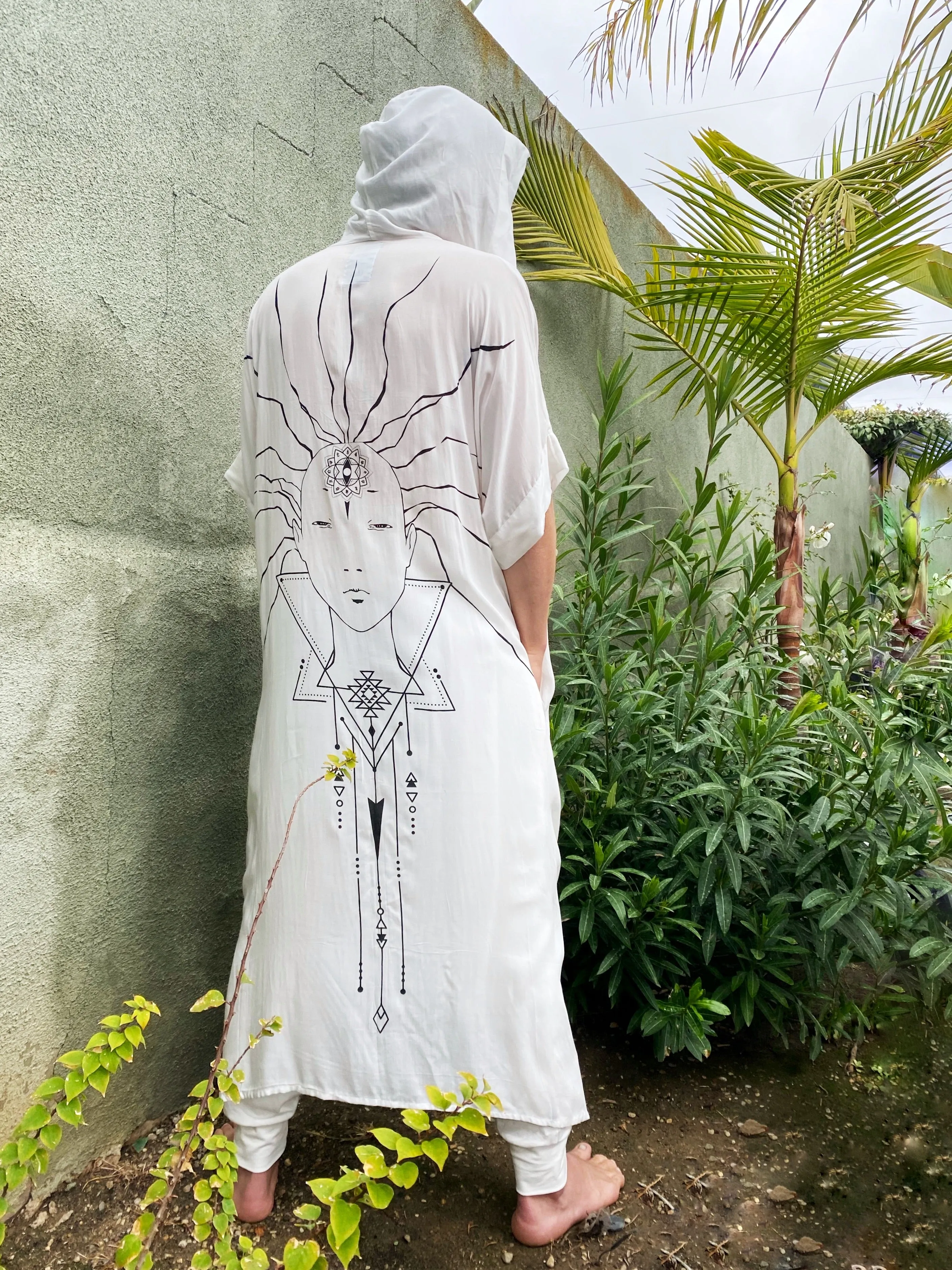 Wandering Monk | Black Kimono | Him