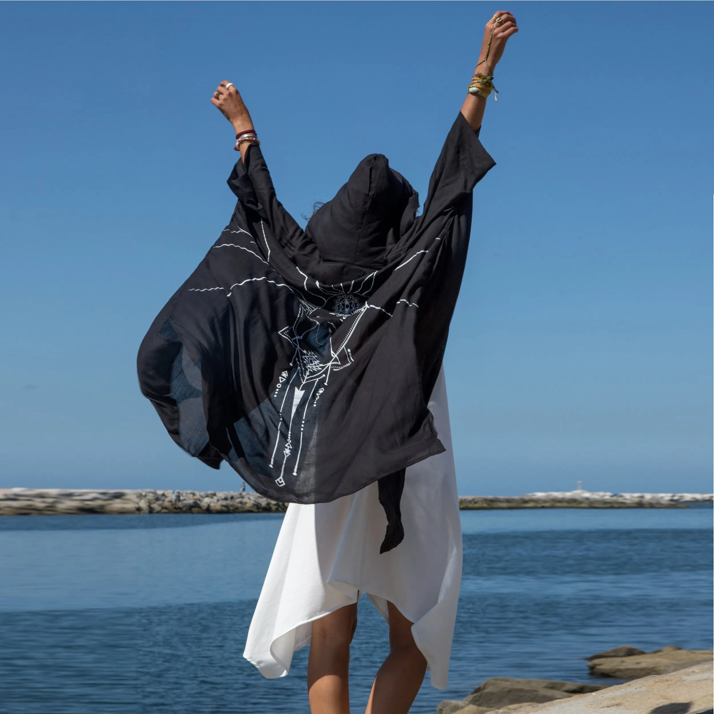 Wandering Monk | Black Kimono
