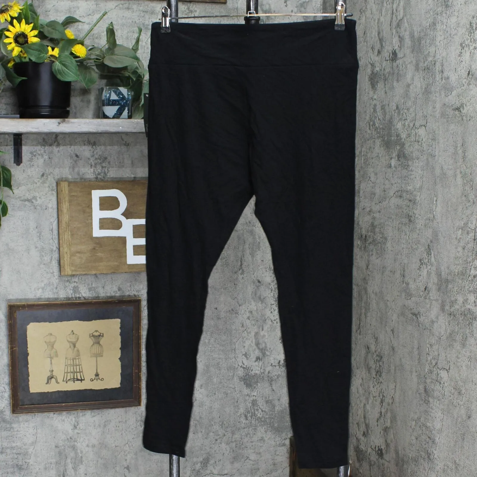 Wild Fable Women's High-Waisted Classic Leggings 559594 Black XL
