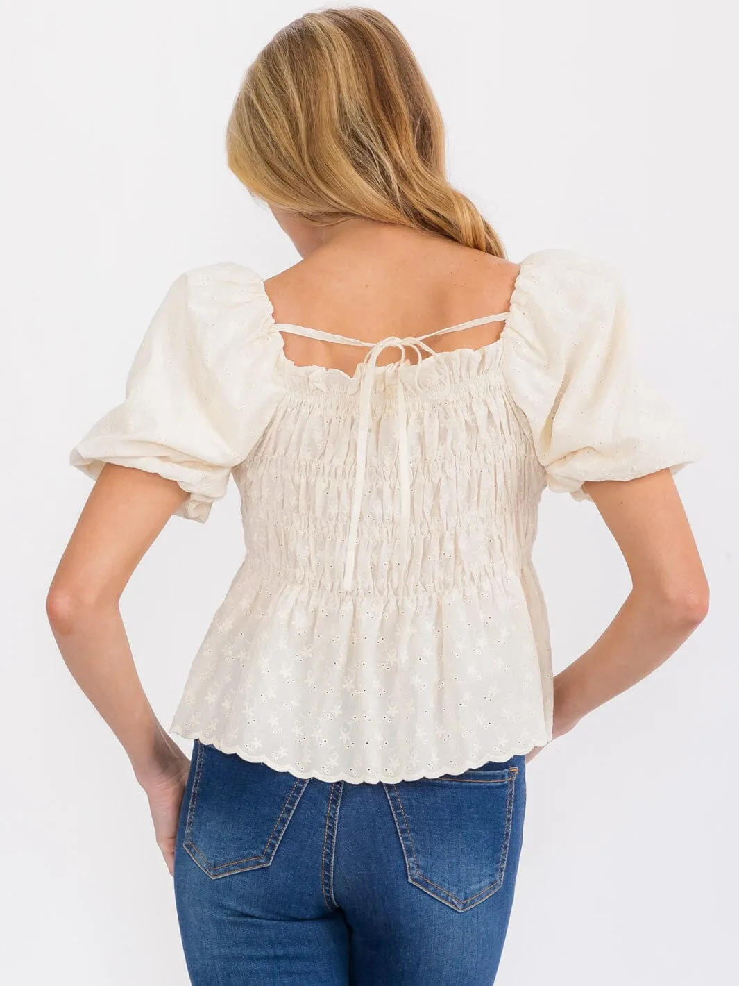 WOMEN'S SHORT PUFF SLEEVE SMOCK EYELET DETAILED PEPLUM TOP