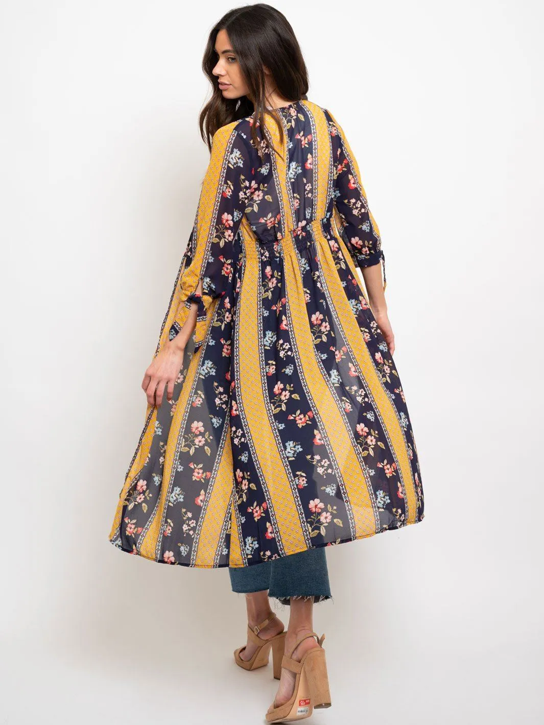 WOMEN'S SHORT SLEEVE BUTTON UP FLORAL KIMONO