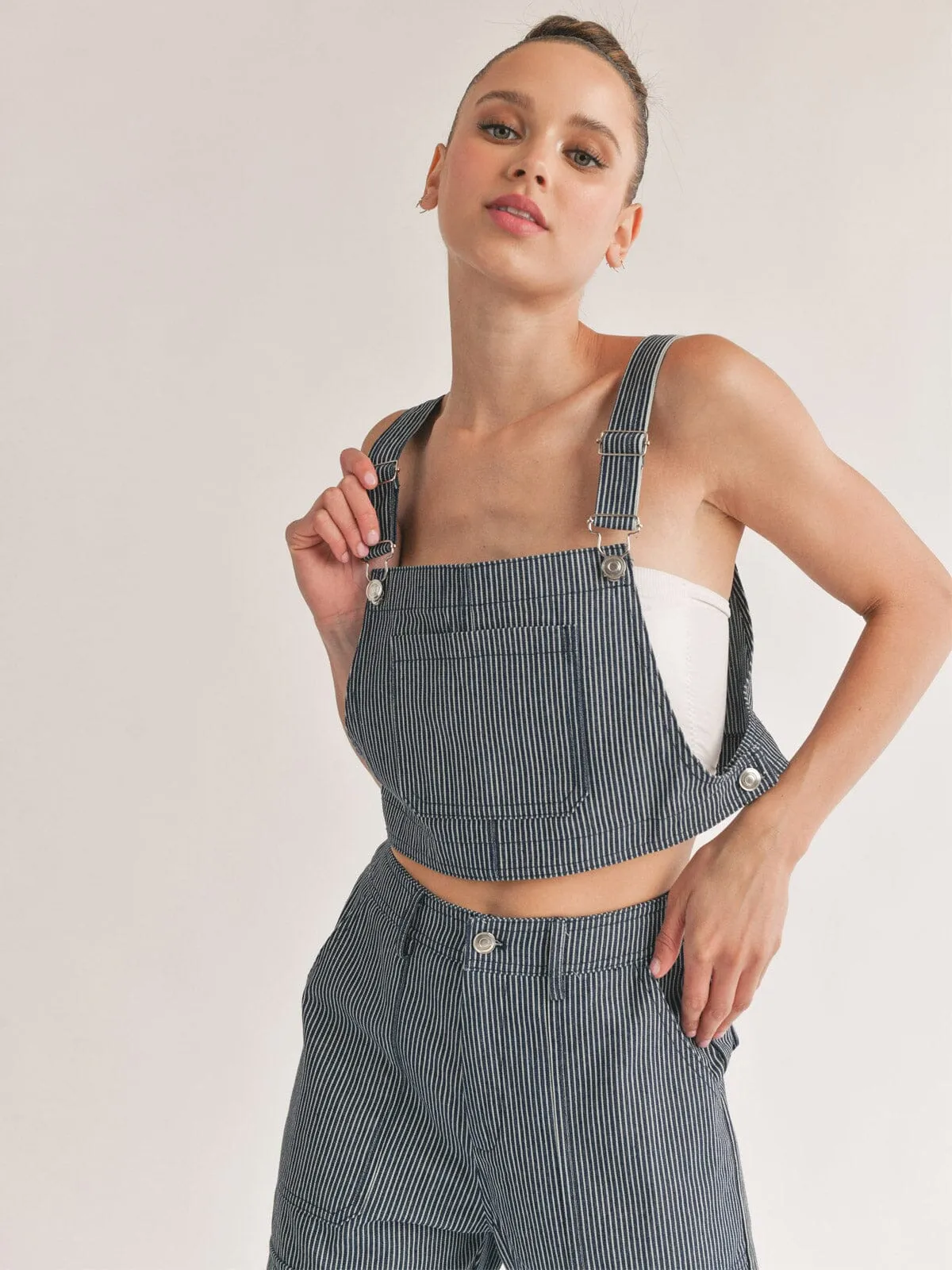 WOMEN'S SLEEVELESS CROP TOP & BUTTON CLOSURE PANTS DENIM STRIPES 2PC SET